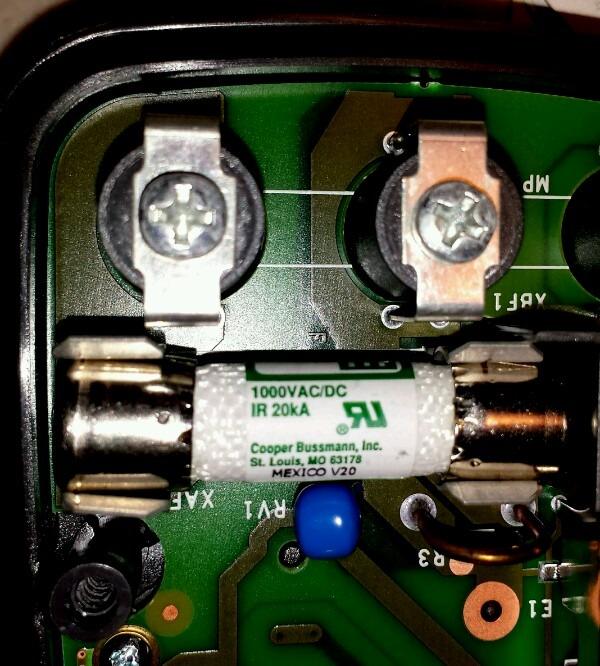 Fluke 115 Multimeter | True-RMS, 6000 Count Resolution, Field Service Technician, LED Backlight customer photo 2