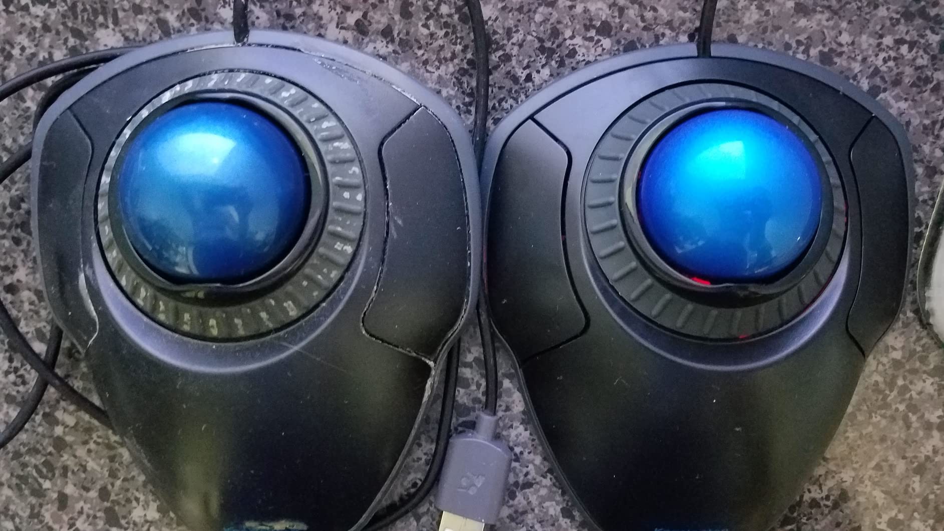 Kensington Orbit Trackball Mouse with Scroll Ring (K72337US) customer photo 1