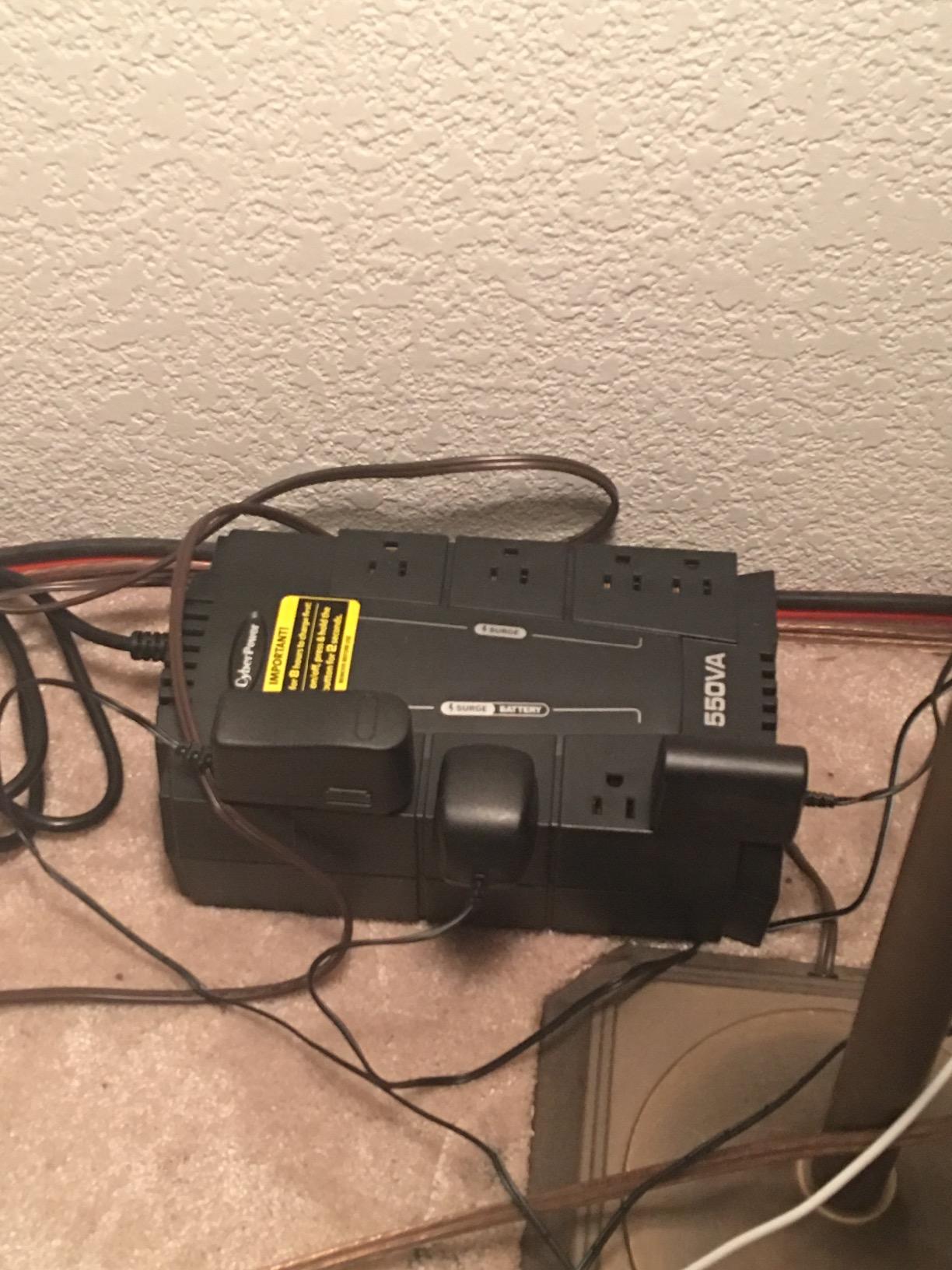 CyberPower CP550SLG Standby UPS Battery Backup and Surge Protector customer photo 1