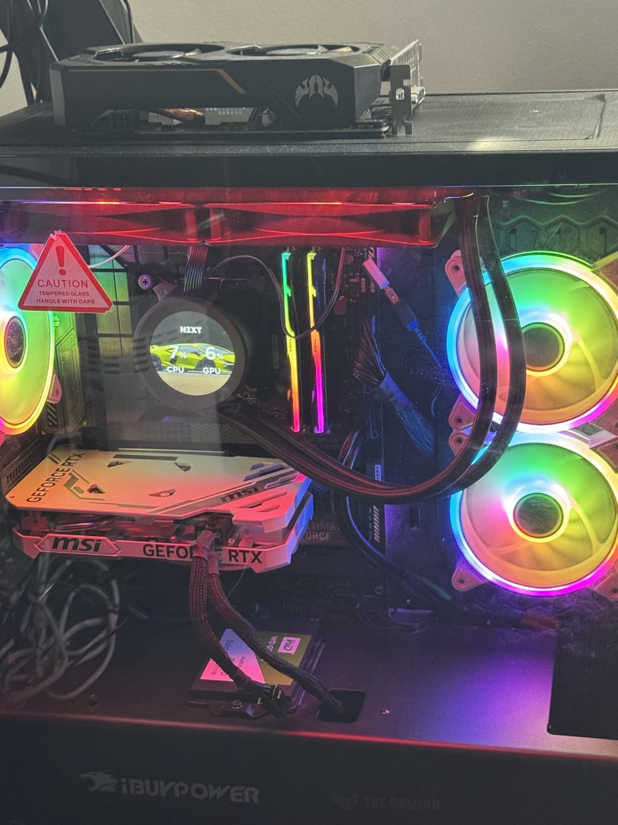 StarTech.com 15.7 in (400 mm) SATA Power Splitter Adapter Cable - M/F - 4x Serial ATA Power Cable Splitter (PYO4SATA) | 4x Serial ATA Power Splitter, Male to Female customer photo 1
