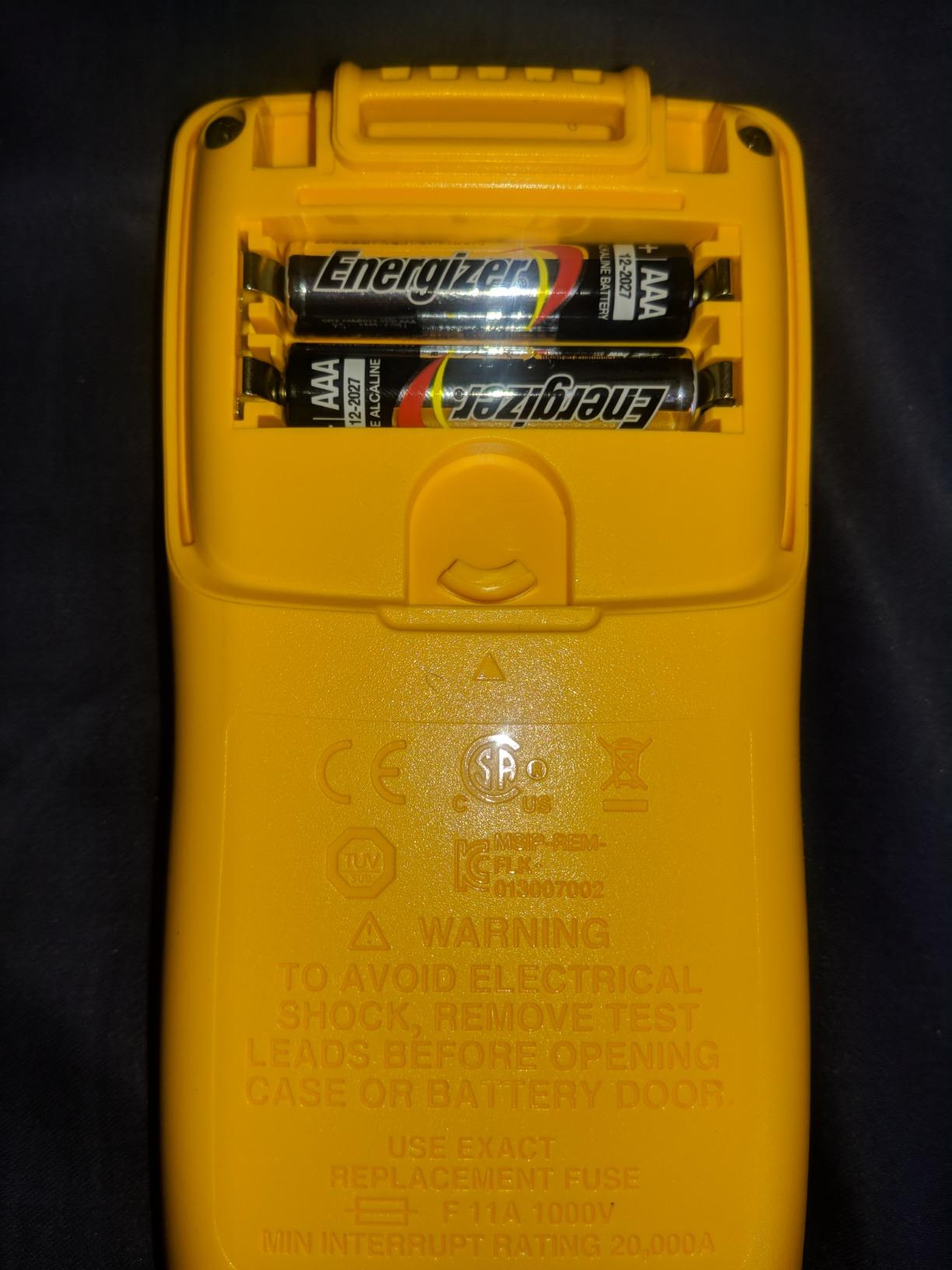 Fluke 107 AC/DC Current Handheld Digital Multimeter, Gray customer photo 2