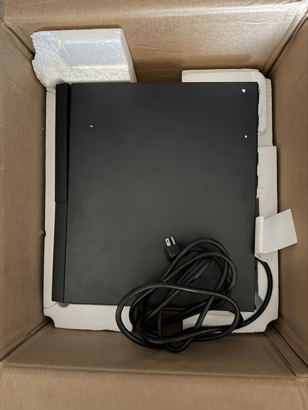 CyberPower OR2200LCDRT2U Smart App LCD UPS Battery Backup | 2000VA/1320W, 8 Outlets, AVR, 2U Rack/Tower, UL Certified customer photo 2
