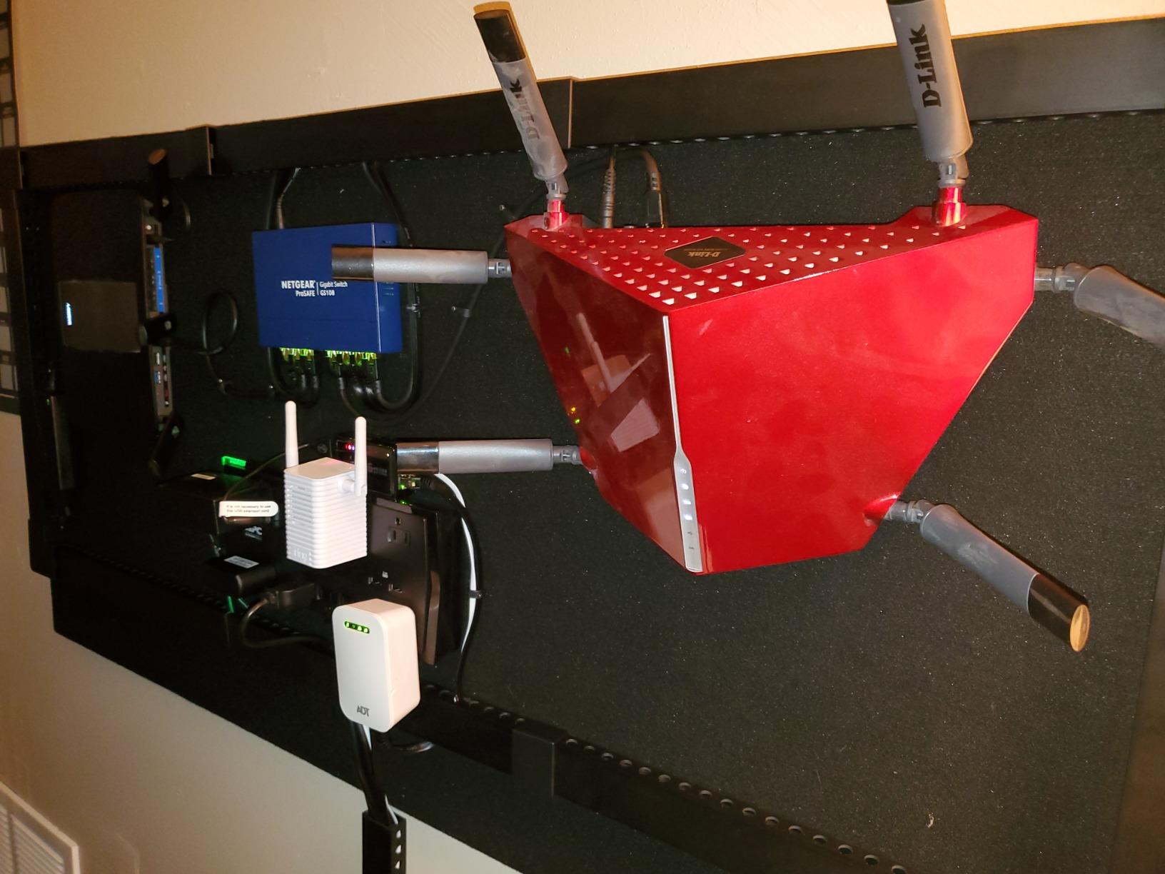 NETGEAR 8-Port Gigabit Ethernet Unmanaged Network Switch (GS108) | Desktop or Wall Mount customer photo 1