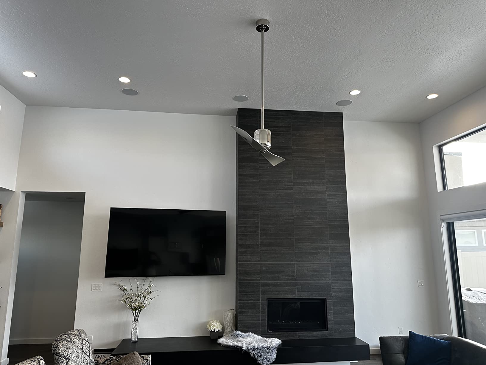 Bose Virtually Invisible 791 in-Ceiling Speaker II (White) customer photo 1