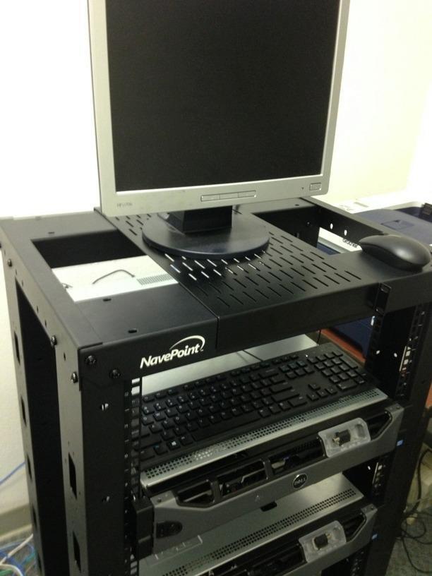 NavePoint 4ft Open Frame 19 Inch 22U 4-Post Network Server Relay Rack Rolling with Casters customer photo 2