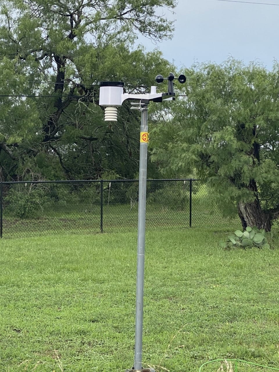 Ambient Weather WS-2902 Wi-Fi Smart Weather Station | With Wi-Fi Remote Monitoring and Alerts customer photo 2