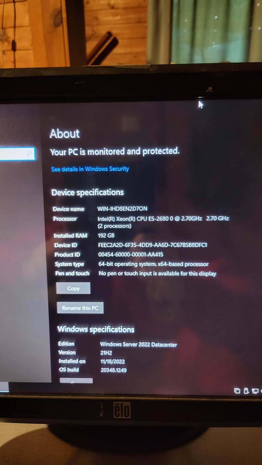 High-End Dell PowerEdge R720 Server 2 x 2.60Ghz E5-2670 8C 192GB 8 x 2TB (Renewed) customer photo 1