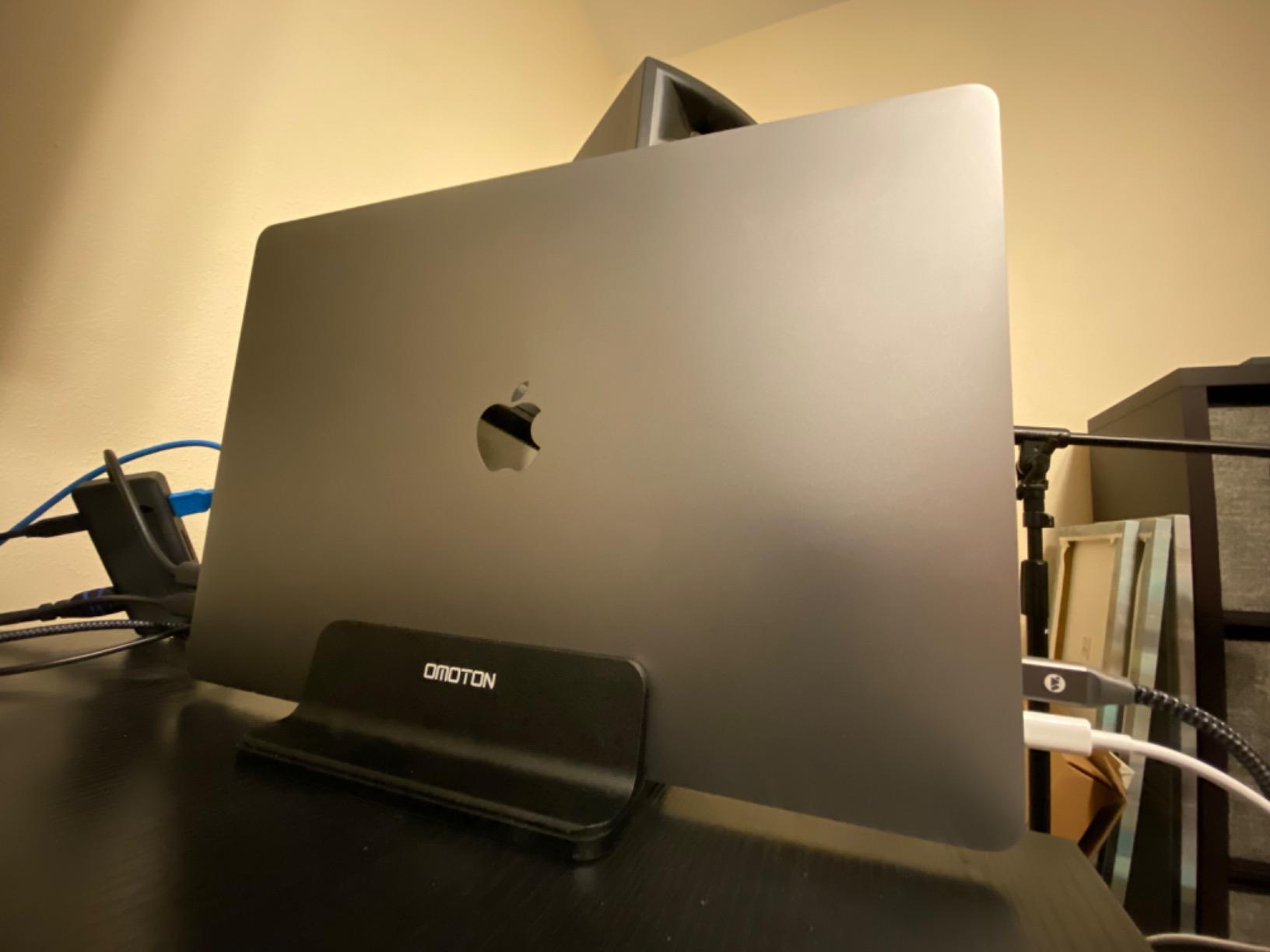 OMOTON Vertical Laptop Stand Holder, Adjustable Dock for MacBook, Black | Aluminum Stand for MacBook Stand, Fits Chromebook & Gaming Laptops up to 17.3 in, Office Desk Organization, Space-Saving customer photo 2