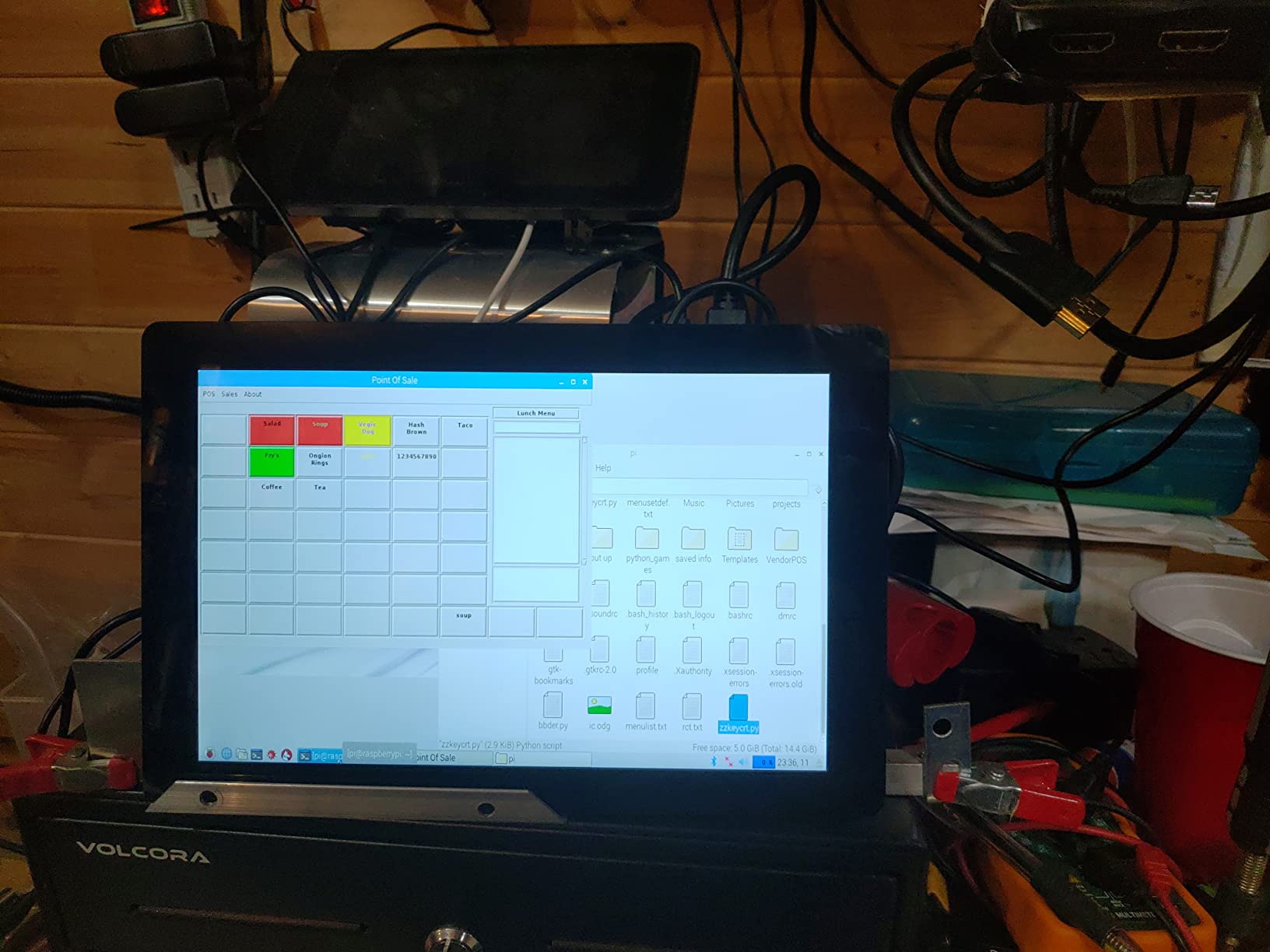 SunFounder 10 Inch DIY Touchscreen for Raspberry Pi 5, IPS HD 1280x800 LCD, 60Hz, Built-in 5.1V/5A Output, HDMI, 10-Point, No Driver, Speakers, for RPi 5/4/3/Zero 2W, RetroPie, Home Assistant customer photo 2