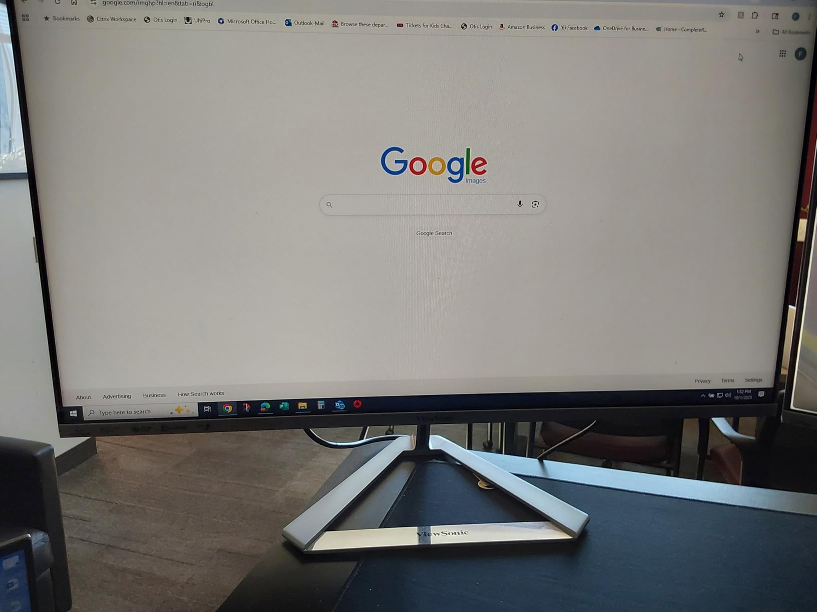 ViewSonic VX3276-MHD 32 Inch 1080p Widescreen IPS Monitor, HDMI, PC Display | Ultra-Thin Bezels, Screen Split Capability, DisplayPort, Entertainment, Office Work, Multitasking Desk View, Laptop Daily Use customer photo 2