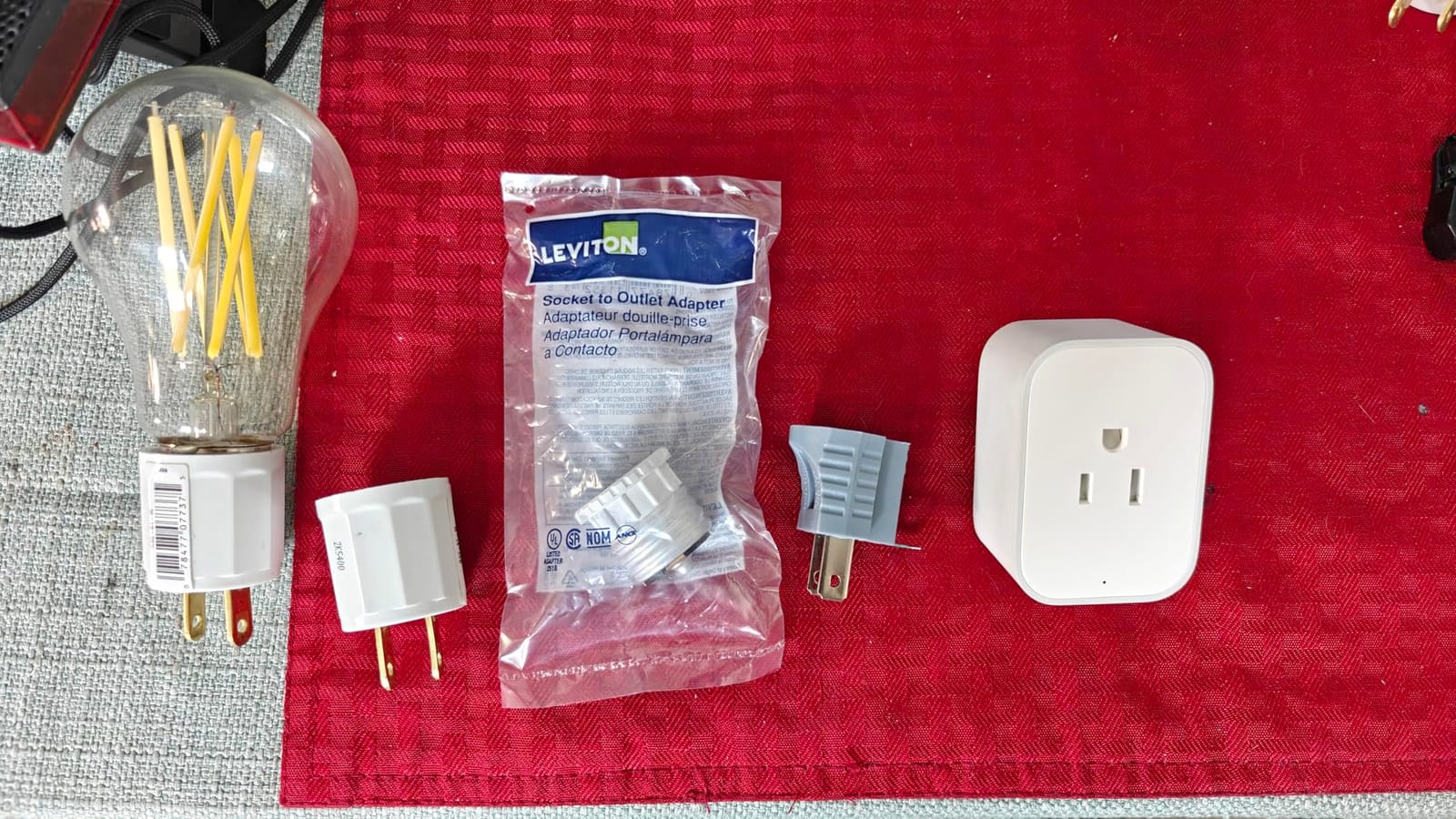 Aqara Zigbee Smart Plug with Energy Monitoring, Overload Protection | Scheduling and Voice Control, 15A Smart Outlet Compatible with Alexa Google Assistant and Apple HomeKit Compatible customer photo 1