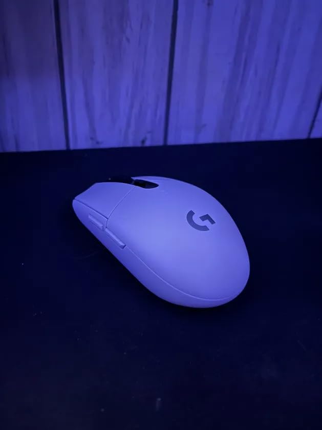 Logitech G305 Lightspeed Wireless Gaming Mouse - Black | 12,000 DPI, Lightweight, 6 Programmable Buttons, 250h Battery, On-Board Memory, Compatible with PC and Mac customer photo 2