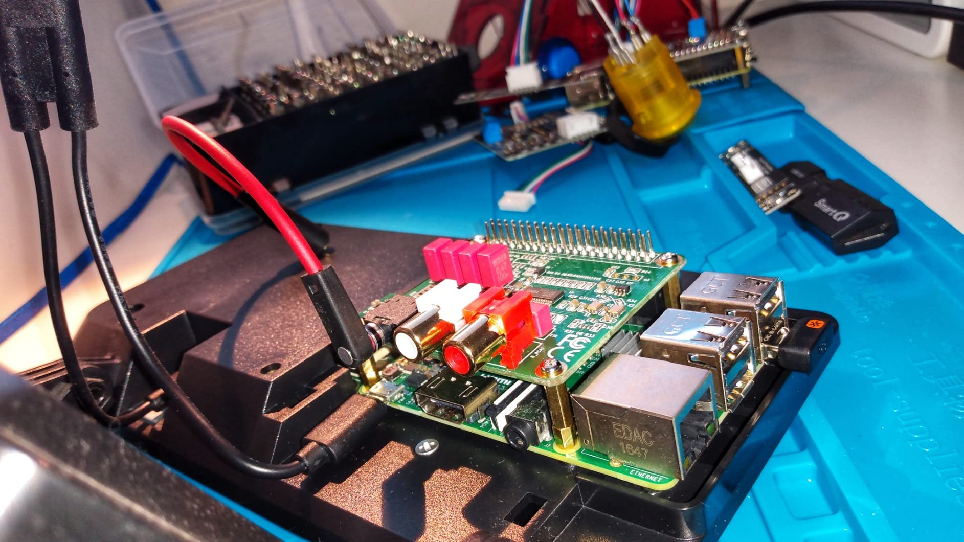 HiFi DAC HAT for Raspberry Pi 5/4/3B+/Zero | PCM5122 384kHz/32bit DAC Audio Card Expansion Board | Dual Oscillators & DOP | RCA/3.5mm Output, 112dB SNR customer photo 1
