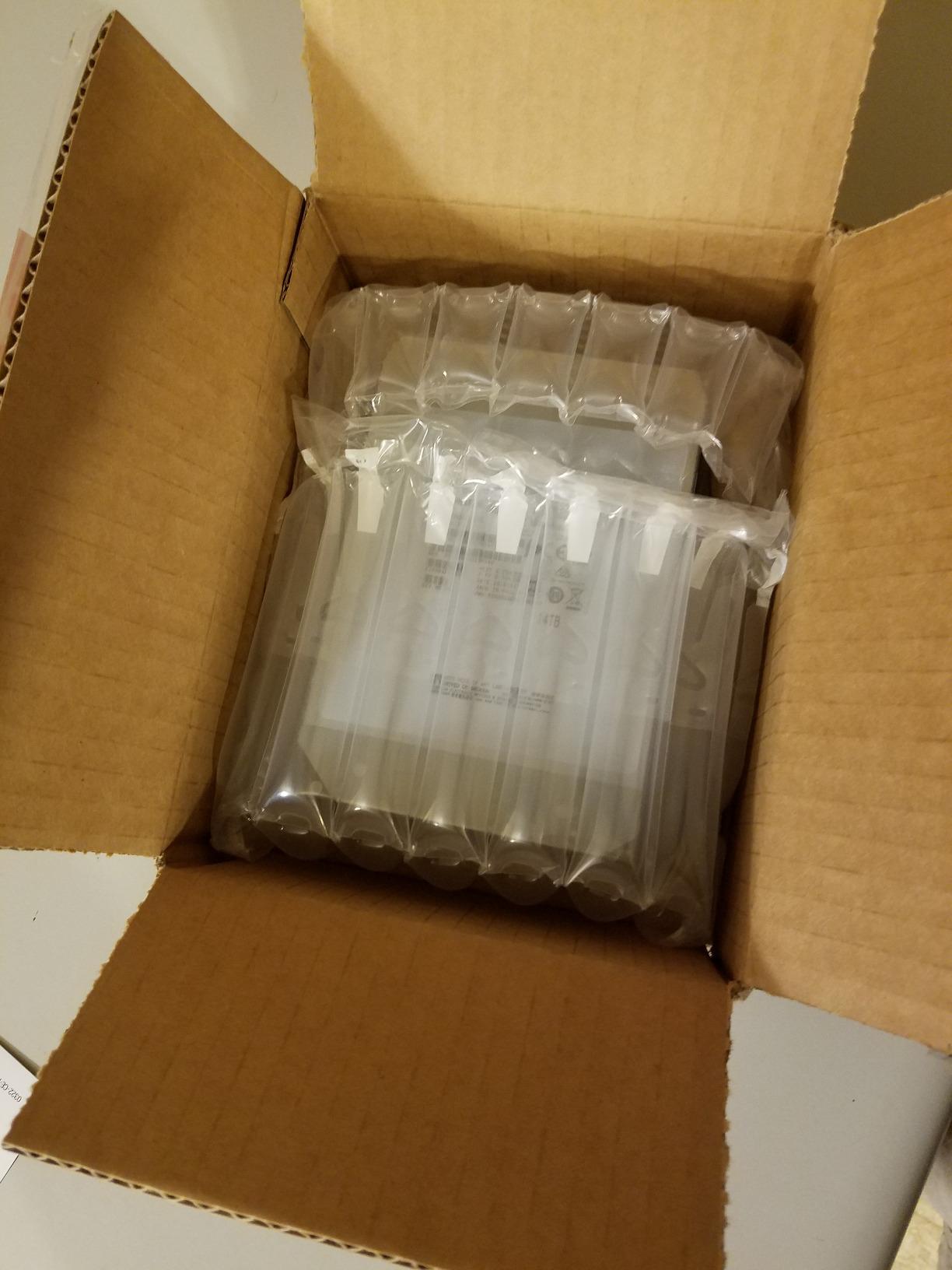 Toshiba MG Series Enterprise 14TB 3.5'' SATA 6Gbit/s Internal HDD 7200RPM 550TB/year 24/7 Operation (MG07ACA14TE) customer photo 1