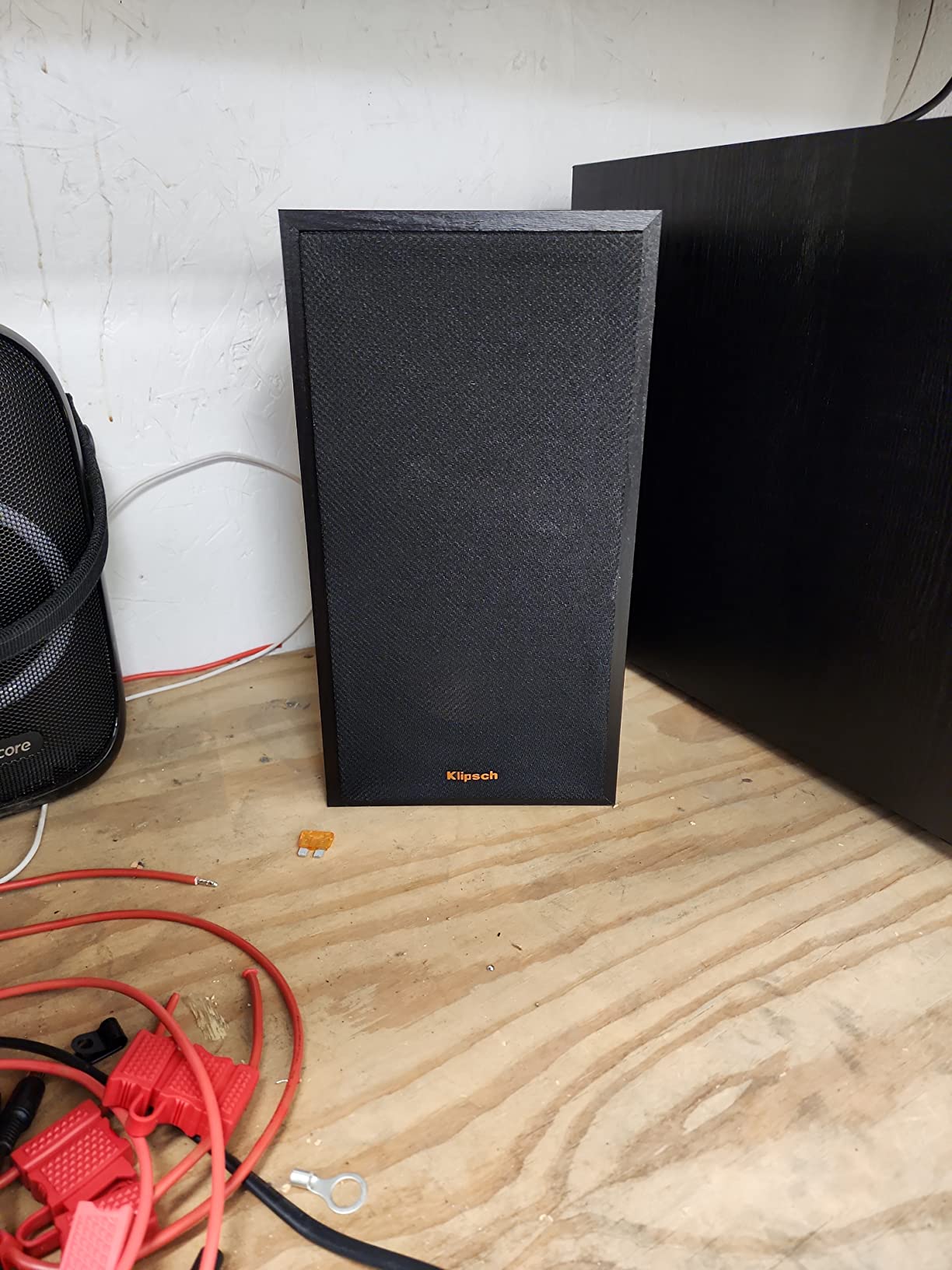 Klipsch R-51M Bookshelf Speaker (Pair), Black customer photo 1