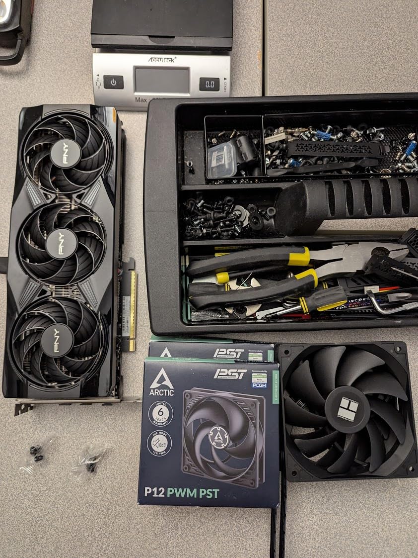 ARCTIC P12 PWM PST - PC Fan, 120mm Fan, PC Case Fan, Pressure-optimised customer photo 1