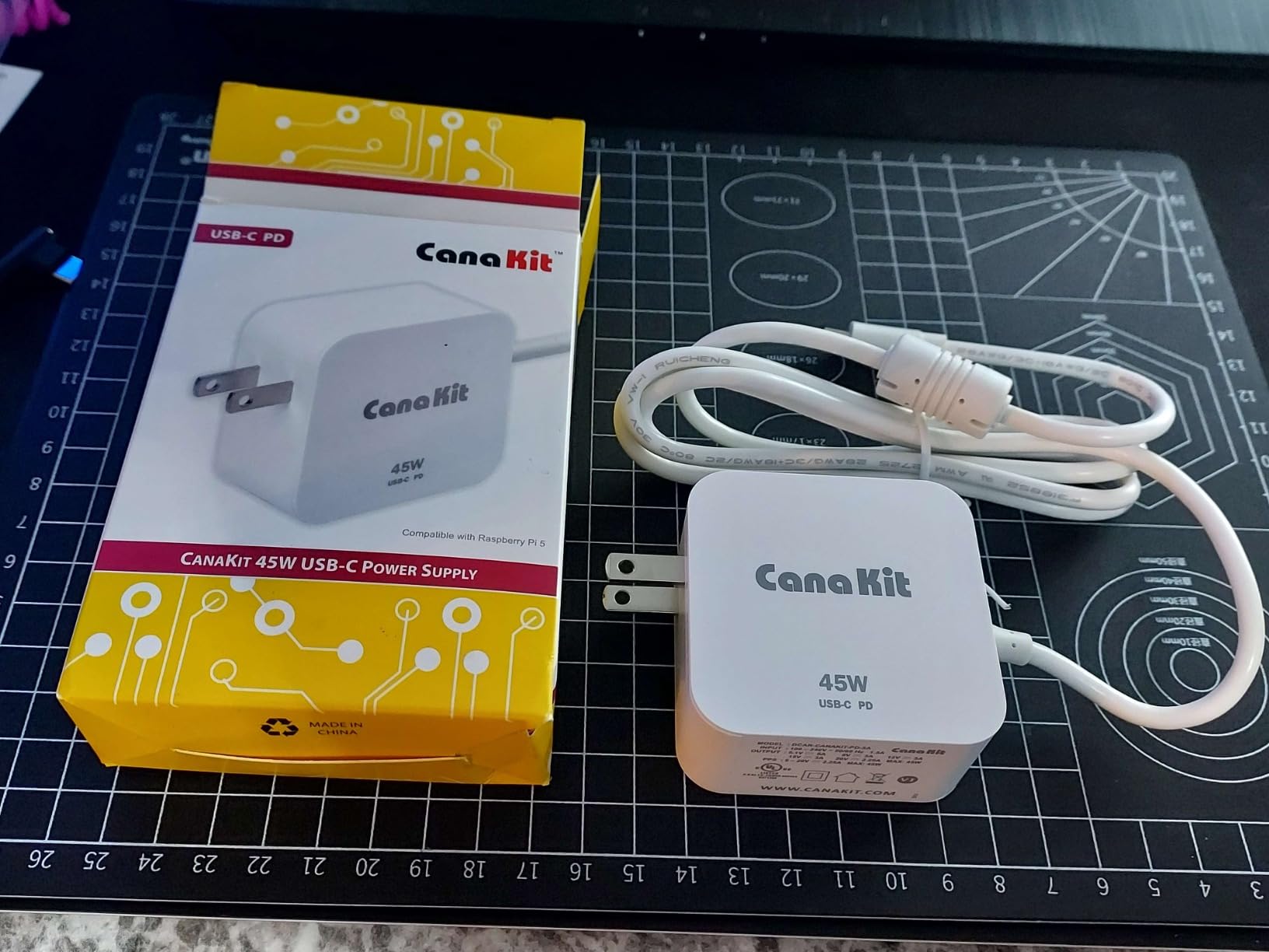 CanaKit 45W USB-C Power Supply with PD for Raspberry Pi 5 (27W @ 5A) customer photo 2