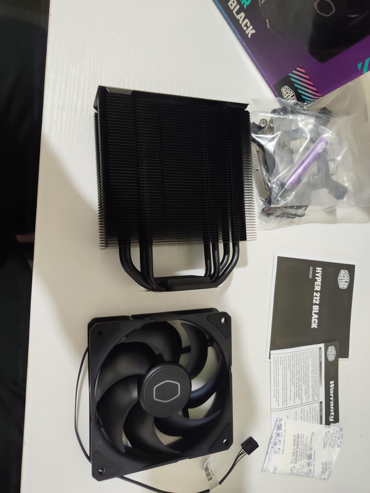 Cooler Master Hyper 212 Black CPU Air Cooler, 4 Heat Pipes, PWM Fan | AMD AM5/AM4 & Intel LGA1851/1700 Support Cooler, Quiet Cooling, 120mm PWM Fan, 152mm, Easy Installation customer photo 1