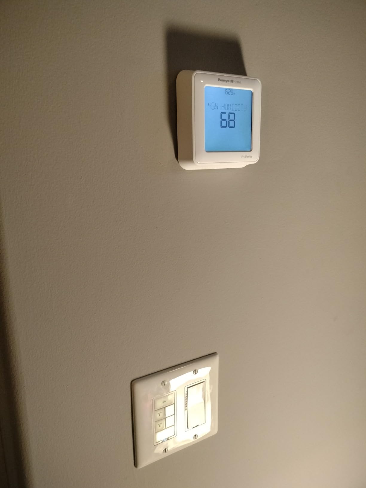 Honeywell TH6320ZW2003 T6 Pro Series Z-Wave Stat Thermostat, Smart Home customer photo 2