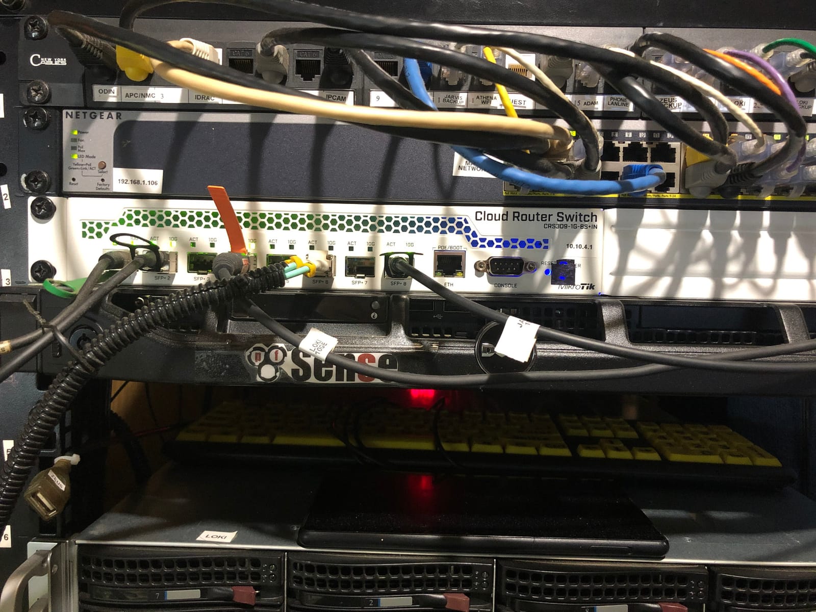 MikroTik CRS309-1G-8S+in 8-Port 10G SFP+ Managed Switch customer photo 1