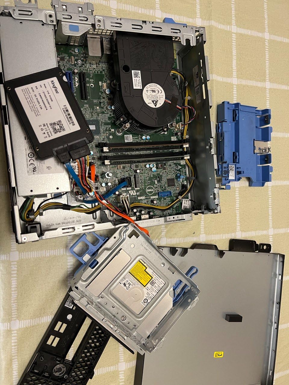 Dell Optiplex 5050 Small Form Factor (SFF) Business Desktop PC, Intel i7-7700 Quad-Core 3.6 GHz, 16GB DDR4, 512G NVME SSD Windows 11 Pro (Renewed) customer photo 1