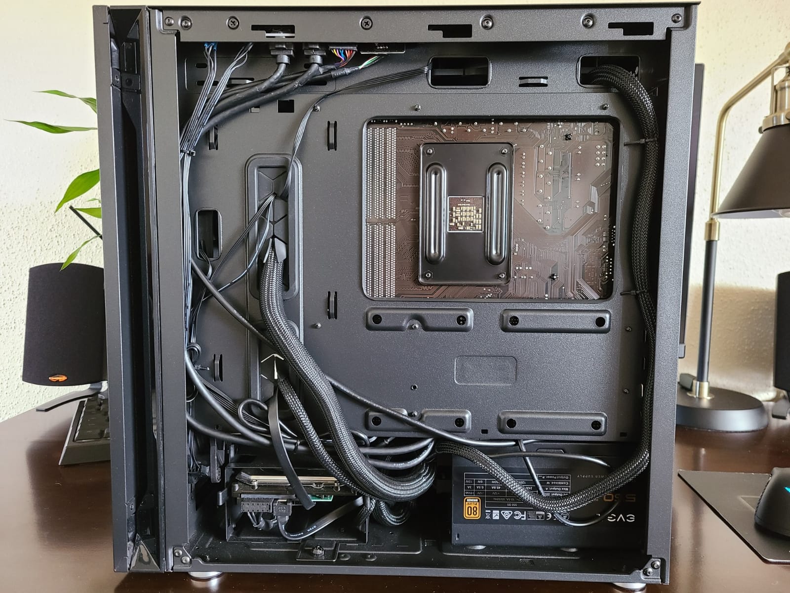 Cooler Master Silencio S400 Micro-ATX PC Case Tower, Sound-Dampening Material, Reversible Front Panel, SD Card Reader, Silencio FP 120mm PWM Fans, Water-Cooling Support customer photo 2
