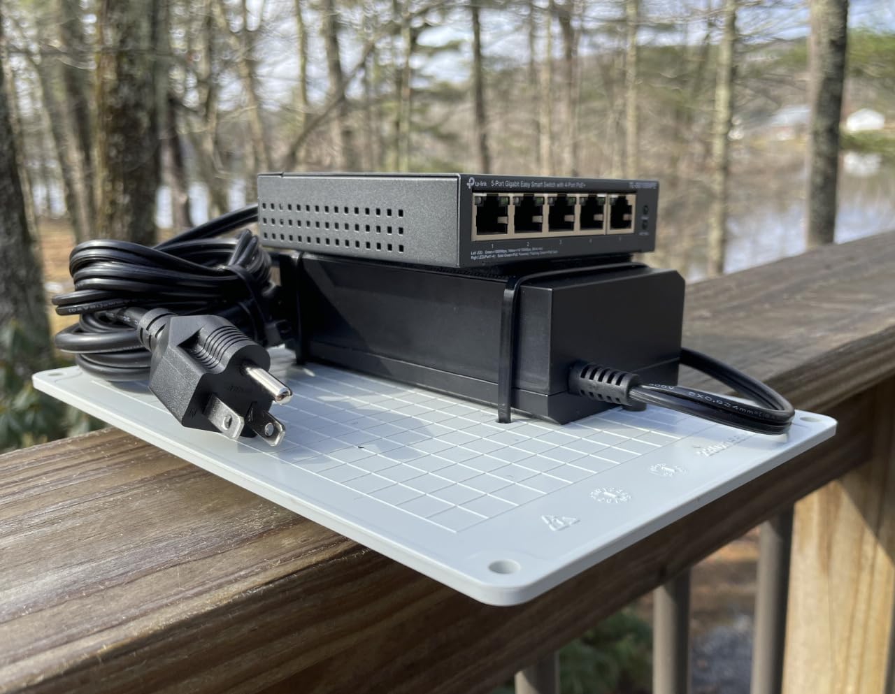 TP-Link 8 Port Gigabit PoE Switch | 8 PoE+ Ports @126W | Plug & Play | Limited Lifetime Protection | Desktop/ Rackmount | Prioritized Power Supply | Sturdy Metal | Shielded Ports (TL-SG1008MP) customer photo 2