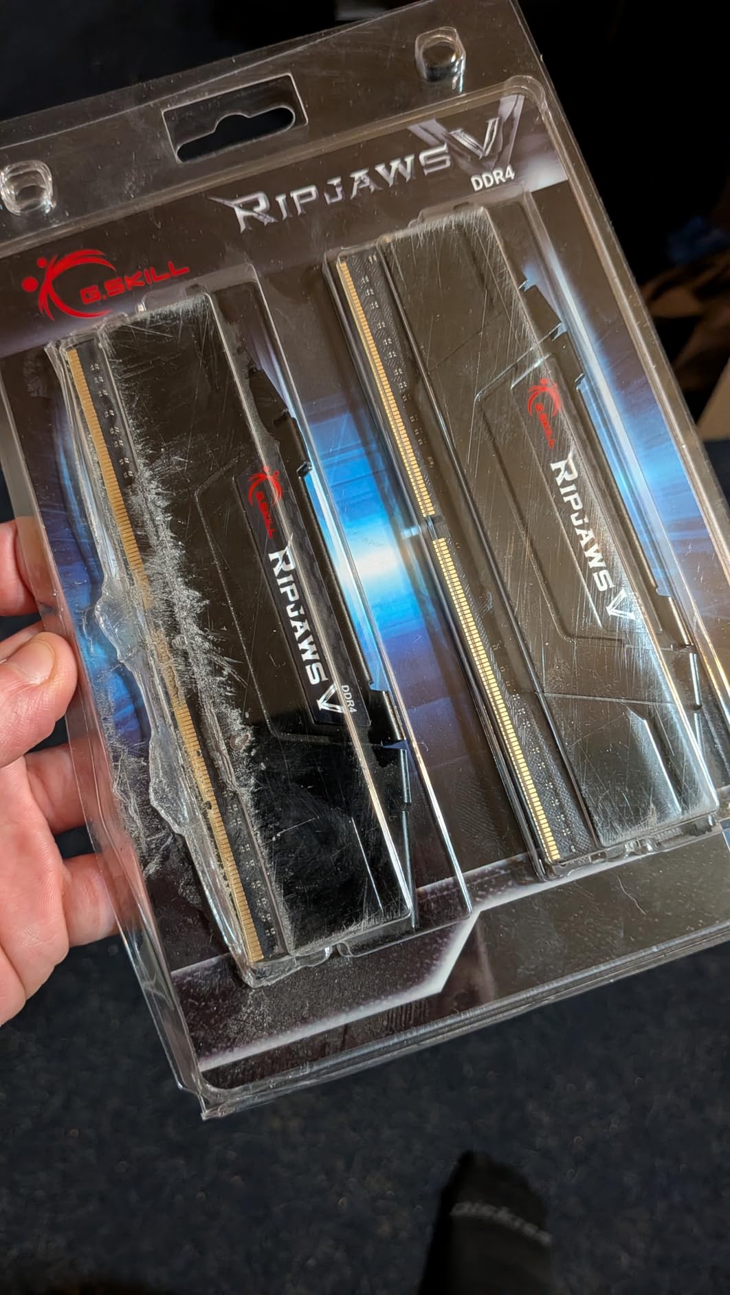 G.SKILL RipjawsV Series DDR4 RAM (XMP) 16GB (2x8GB) 3600MT/s CL18-22-22-42 1.35V Intel AMD Desktop Computer Memory U-DIMM - Black (F4-3600C18D-16GVK) customer photo 1