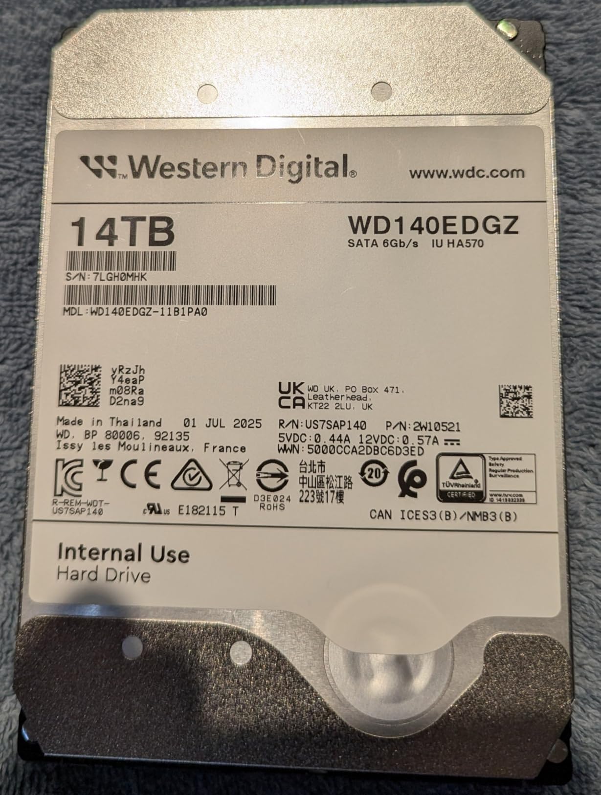 Western Digital 14TB Elements Desktop External Hard Drive, USB 3.0 external hard drive for plug-and-play storage - Western DigitalBWLG0140HBK-NESN customer photo 2