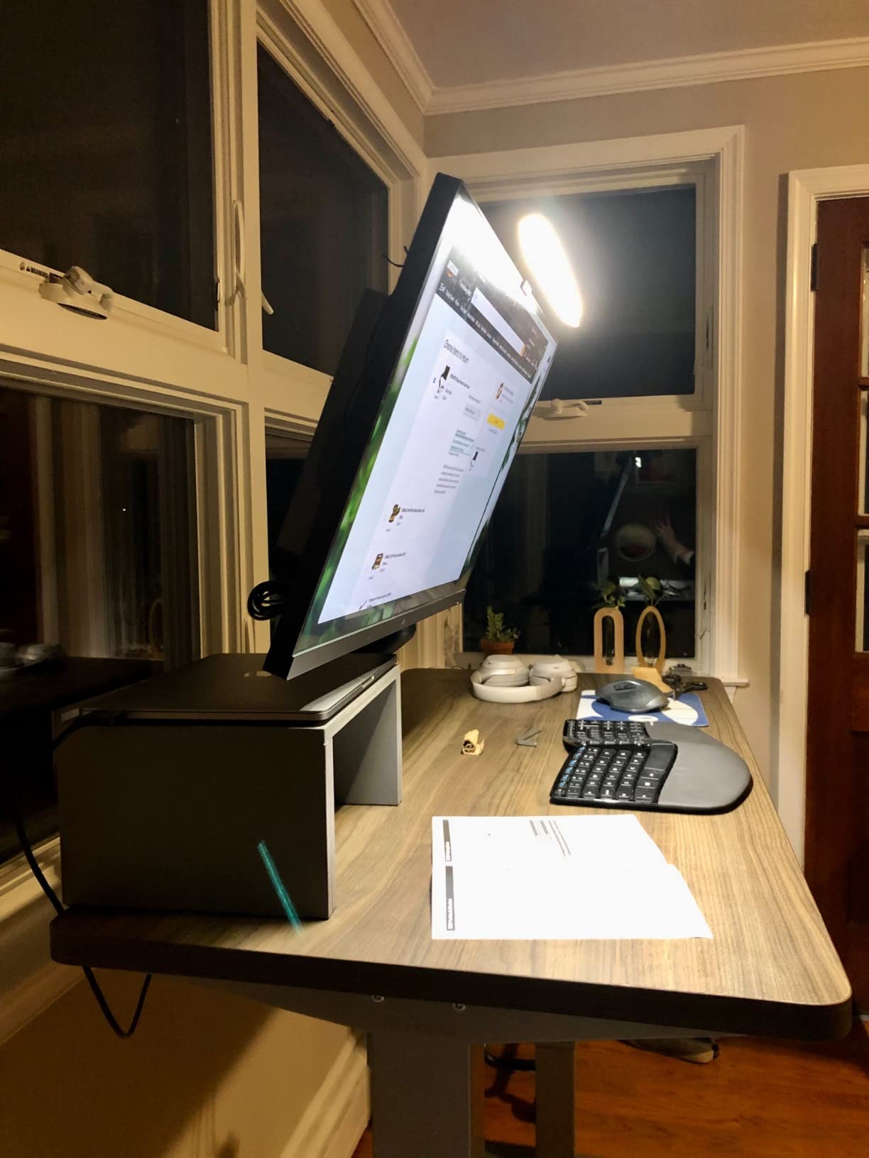 MOUNTUP Single Monitor Desk Mount Holds Screen up to 32 inch, Height Adjustable Monitor Arm, Full Motion Computer Monitors Stand with Clamp/Grommet Base, VESA Mounts Fit 4.4-17.6lbs Computer, Black customer photo 1