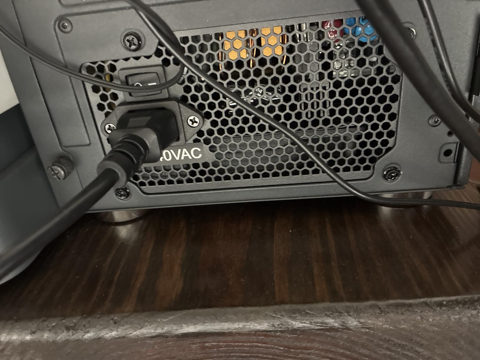 Segotep 650W ATX Power Supply, 80 Plus Gold Certified | Non-Modular with 6+2 Pin Connectors PFC Protection and RoHS Compliance, 120mm Silent Fan Gaming PSU GN-650 Black customer photo 2