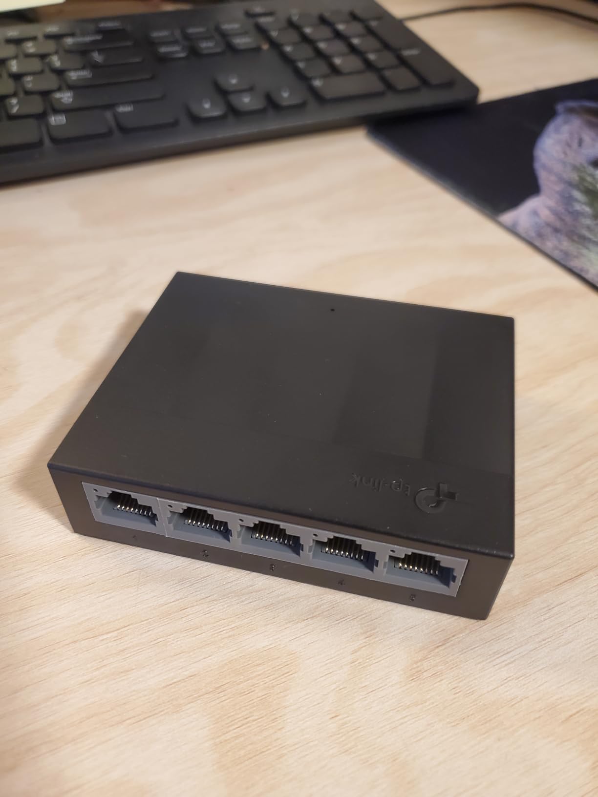 TP-Link LS1005G, Litewave 5 Port Gigabit Ethernet Unmanaged Switch | Desktop Ethernet Splitter, Unshielded Network Switch, Plug & Play, Fanless Quiet customer photo 1