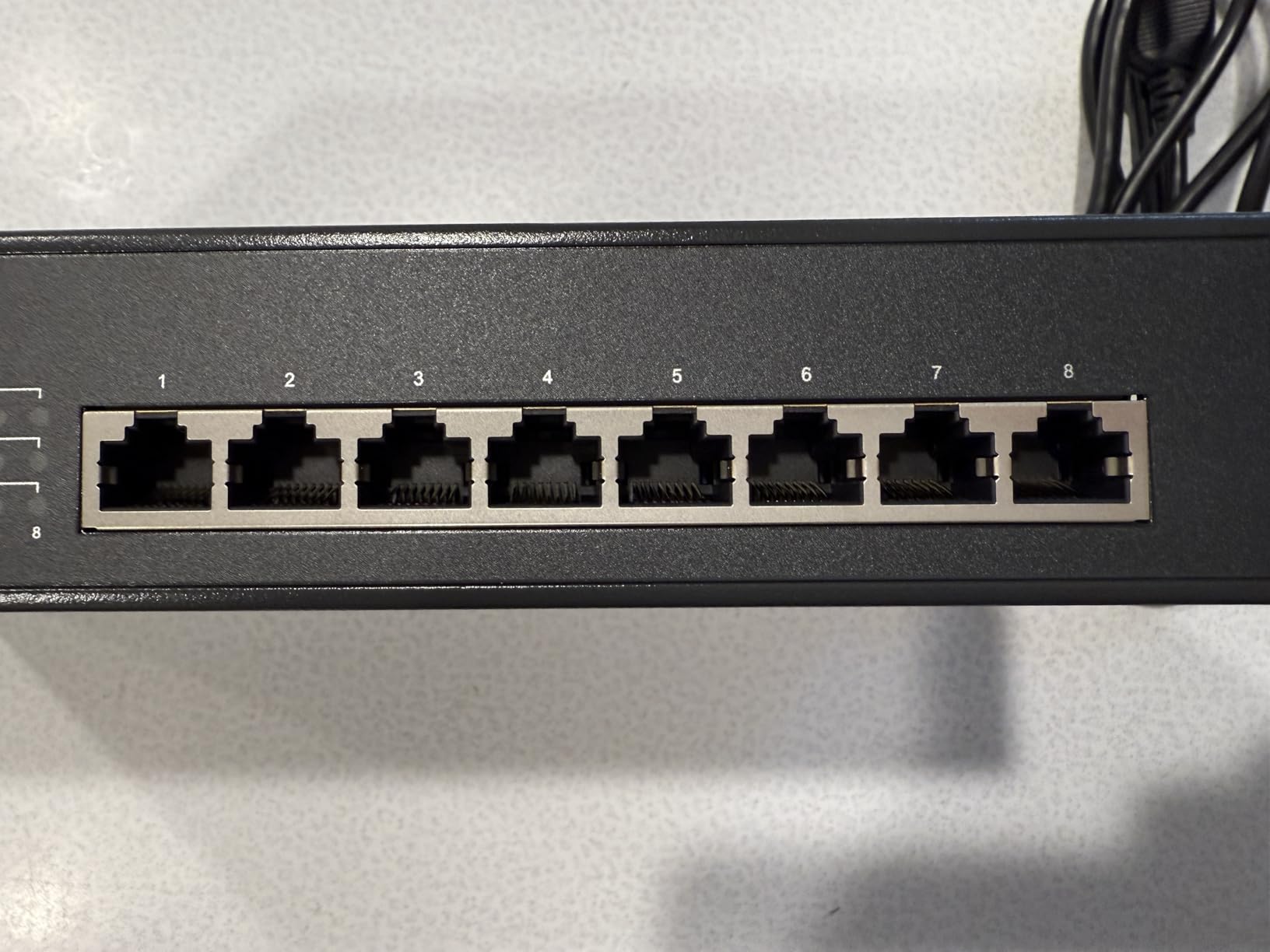 TP-Link TL-SG1218MPE 16 Port Gigabit Switch Easy Smart Managed 16 PoE+ @250W, 2 non-PoE ports, 2 combo SFP slots QoS, Vlan, IGMP & LAG customer photo 2