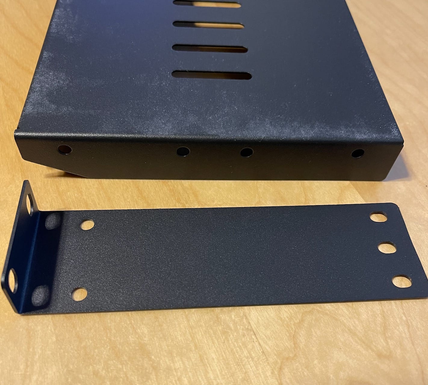 2 Pack 1U Vented Cantilever Server Rack Shelf 10