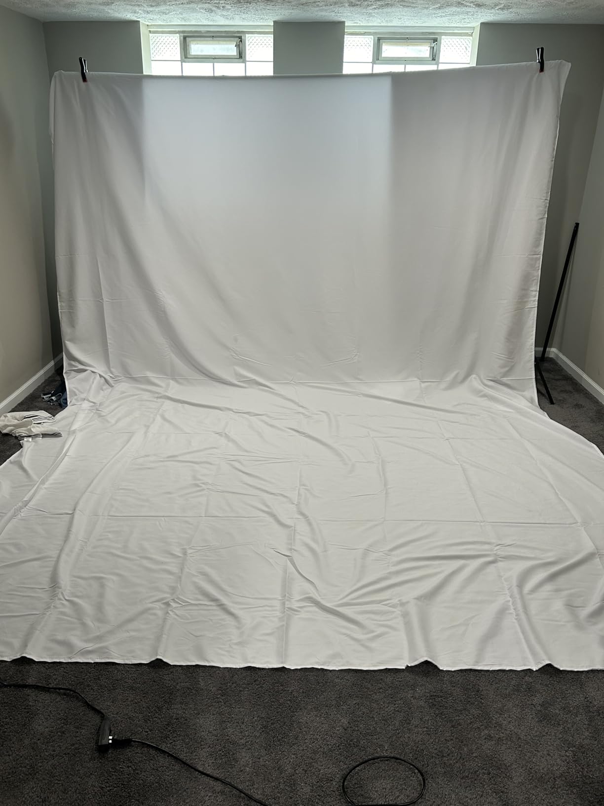 Hemmotop Chromakey Green Screen Backdrop, 5x7ft Small Background Fabric | Solid Chroma Green, Polyester Cloth, Perfect for Streaming Video Calls Zoom Studio, Ideal for Content Creators, Photography customer photo 2