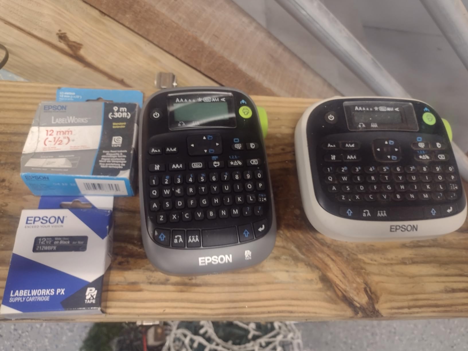 LABELWORKS Epson LW-PX300 Industrial Label Maker - Portable Handheld - Handheld industrial label printer for PET, magnetic & 203/205 shrink tube tapes, for office, electrical & datacom ID customer photo 1