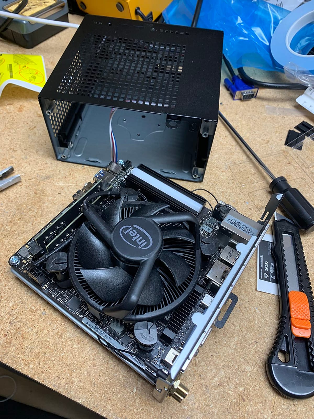 ASRock Intel Socket LGA1200 Intel H470 Black Mini/Booksize Barebone System Model DESKMINI H470W customer photo 1