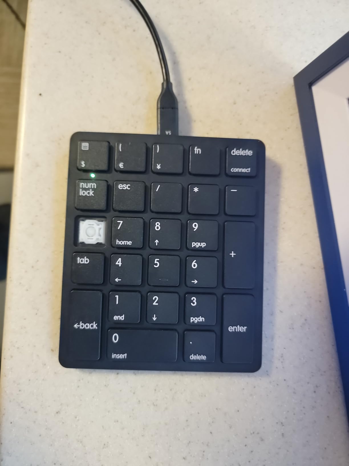 havit Bluetooth Number Pad Wireless Numeric Keypad Numpad 26 Keys Portable Mini Financial Accounting Rechargeable Numeric Pad for Windows Laptop Desktop, PC, Notebook (Black) customer photo 1