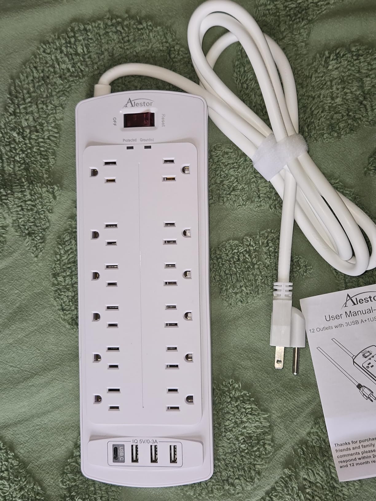 ALESTOR 6 Ft Surge Protector Power Strip with 12 Outlets and 4 USB Ports | 2700 Joules, 6 Feet Heavy Duty Extension Cord with Multiple Outlets for Home, Office, Dorm Room, ETL Listed, Black customer photo 1