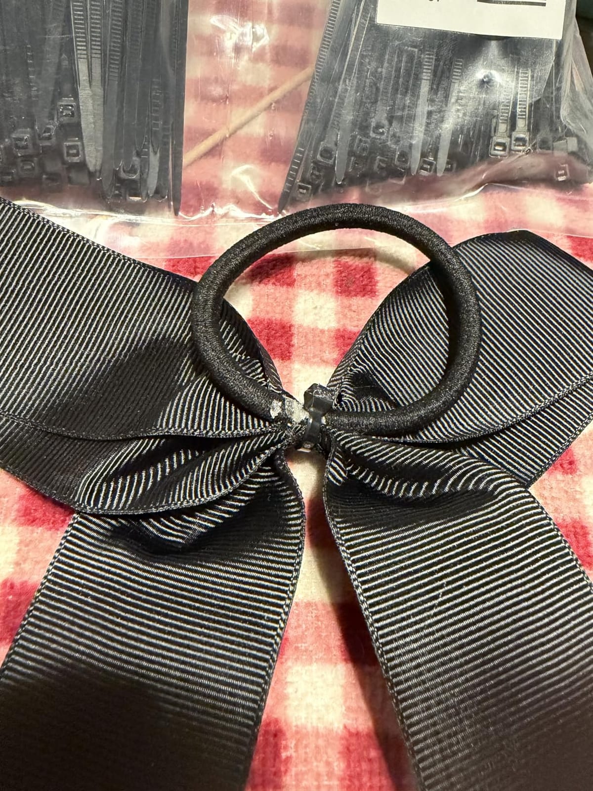 Cable Zip Ties, 400 Pack Black Assorted Sizes 12+8+6+4 Inch, Multi-Purpose Self-Locking Nylon Cable Cord Management, Plastic Wire Ties for Home, Office, Garden, Workshop. By HAVE ME TD customer photo 1
