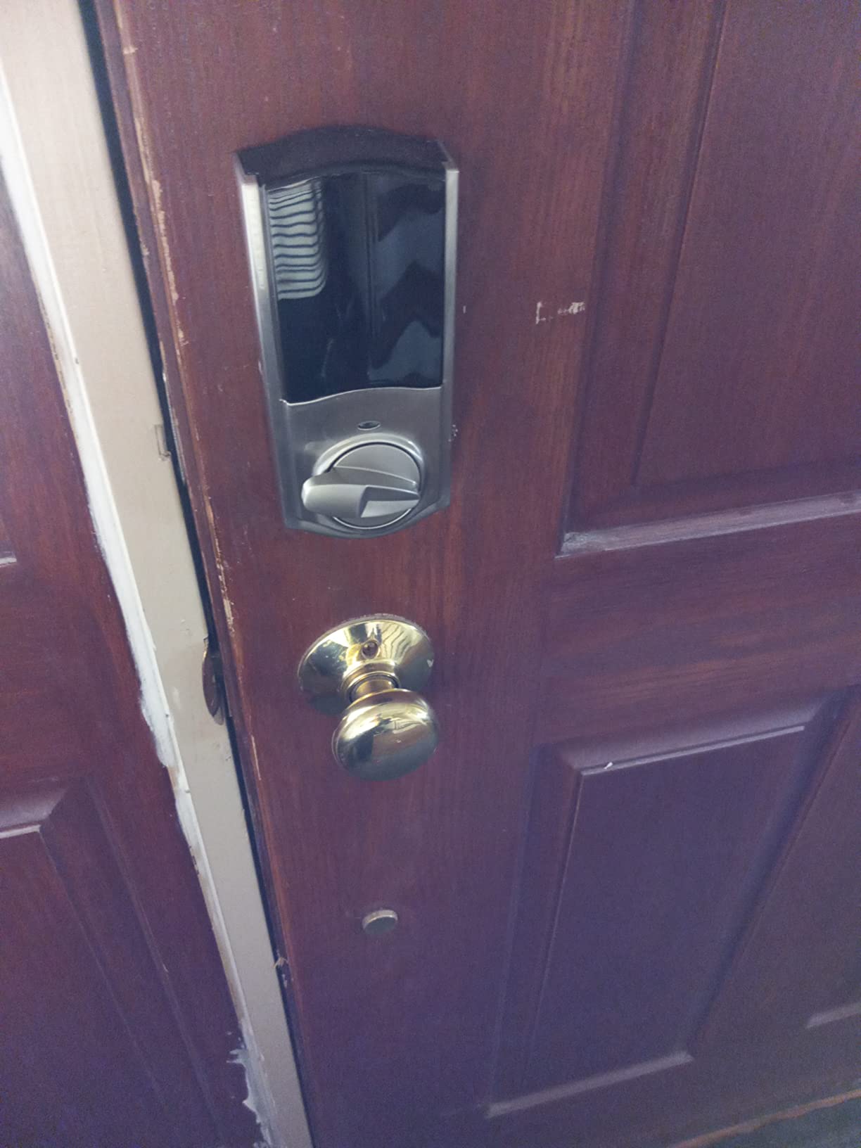 Kwikset 916 Keyless Entry Touchscreen SmartCode Electronic Deadbolt Smart Lock Featuring SmartKey Security and ZigBee 3.0 Technology in Traditional Satin Nickel, Zigbee Hub Sold Separately customer photo 1