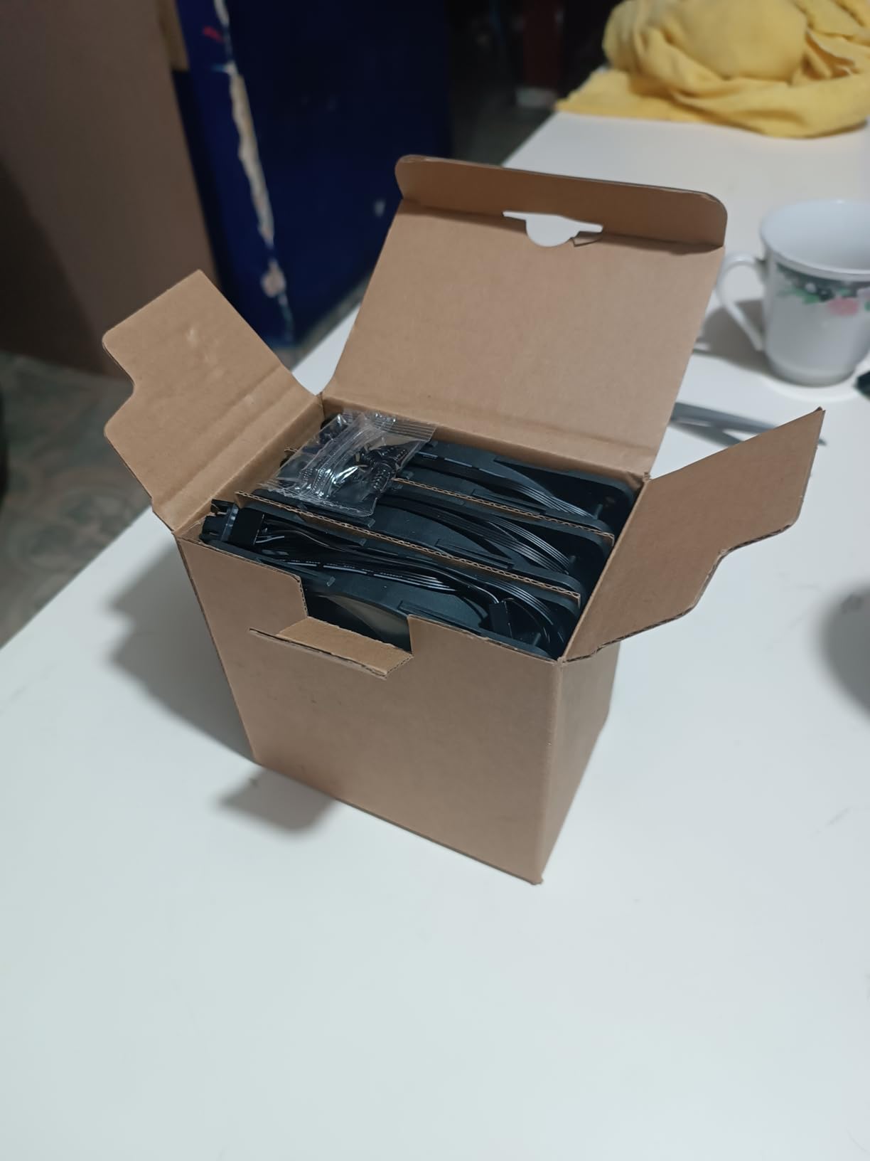 ARCTIC P12 PWM PST A-RGB (3 Pack) - PC Fans customer photo 1