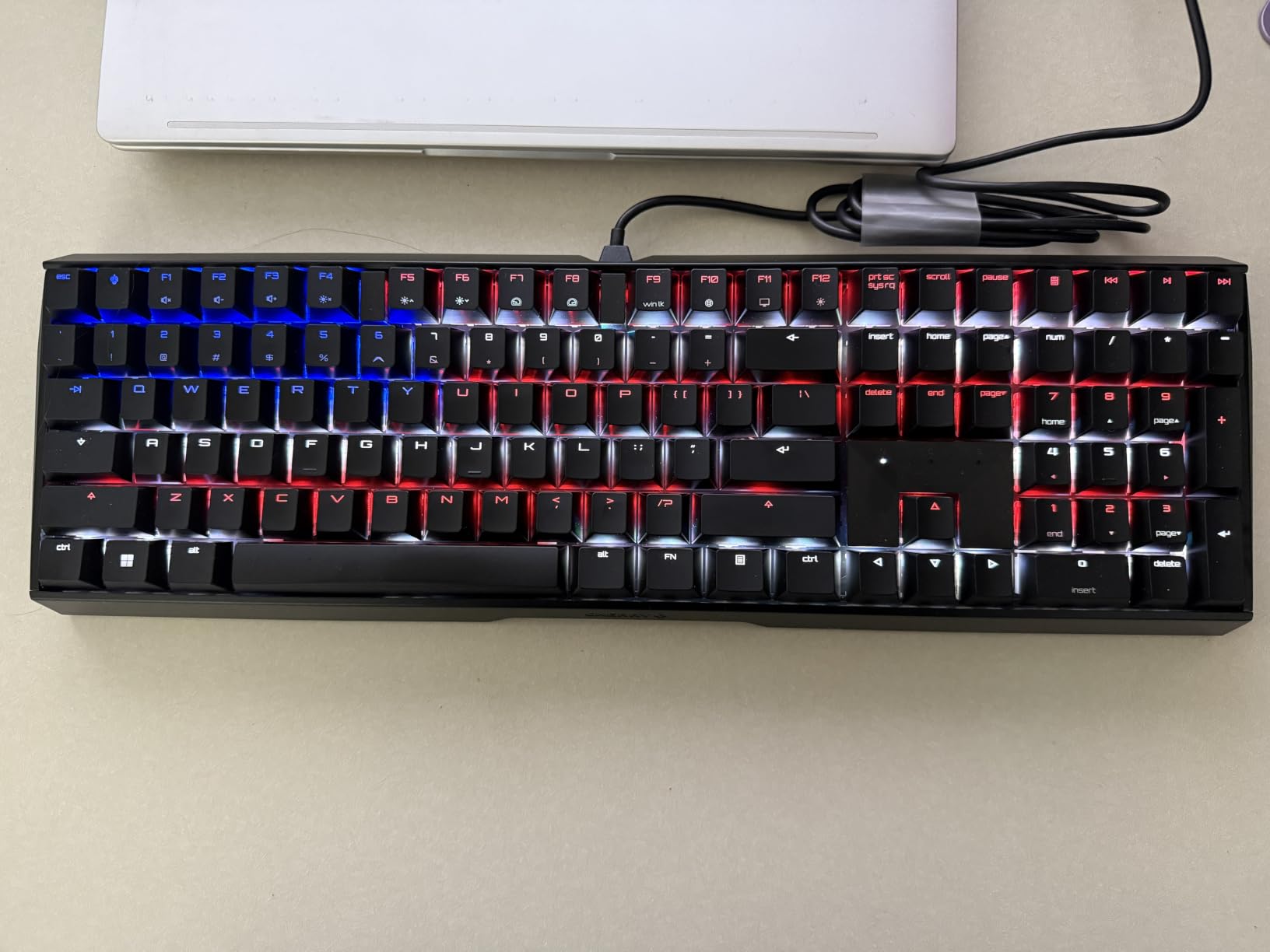 Cherry MX 3.0S Wired Mechanical Gaming Keyboard MX2A Silent RED Switches | Robust Aluminum Housing, RGB-Lighting, Full Key Rollover, Anti Ghosting, Black customer photo 2