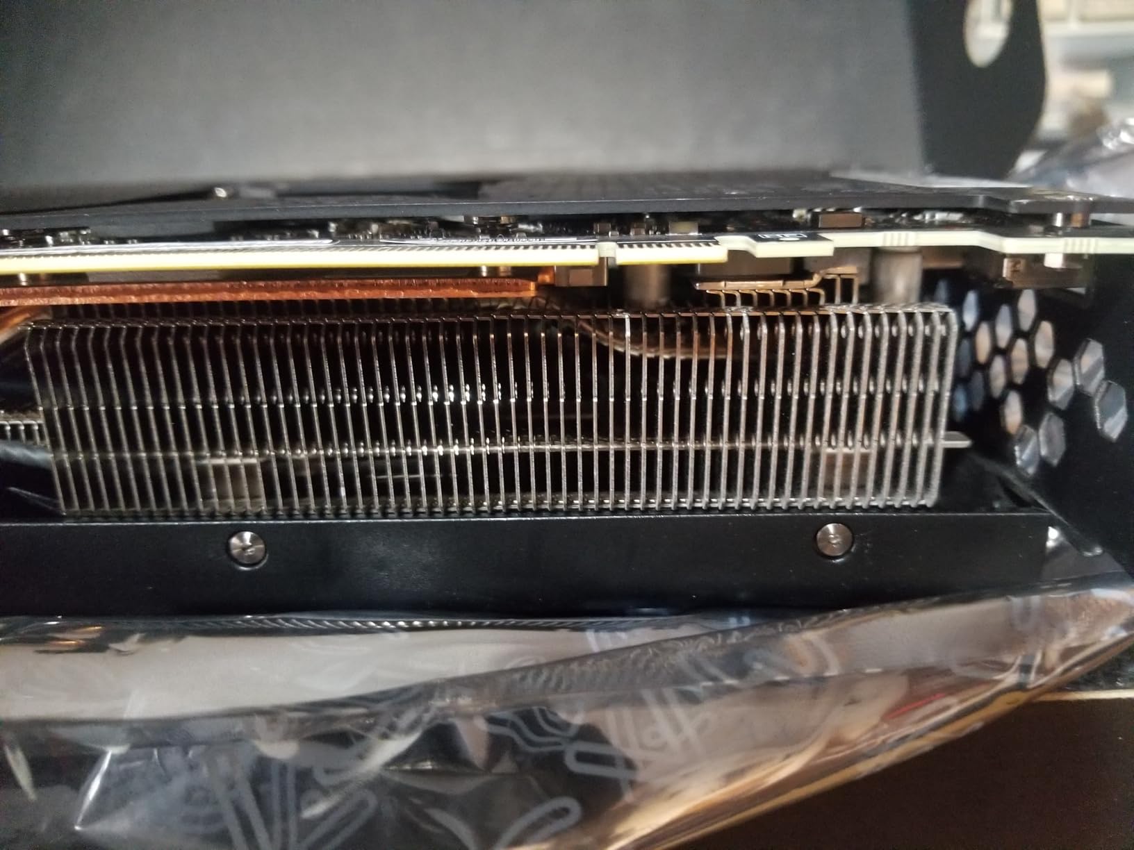 EVGA GeForce RTX 3090 FTW3 Ultra Gaming, 24GB GDDR6X, 10496 CUDA Cores, 1800MHz Boost Clock, 3x Fans, ARGB LED, Metal Backplate, PCIe 4, HDMI, DisplayPort, Desktop Compatible customer photo 2