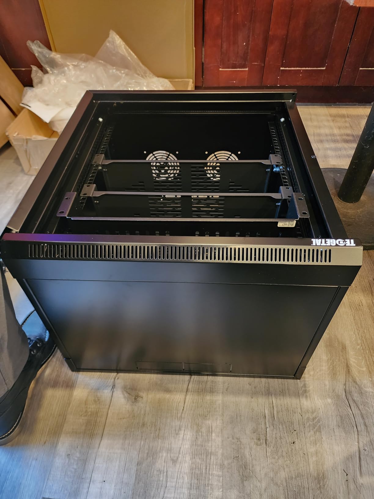 12U Wall Mount Server Cabinet Network Rack Enclosure Locking Glass Door customer photo 1