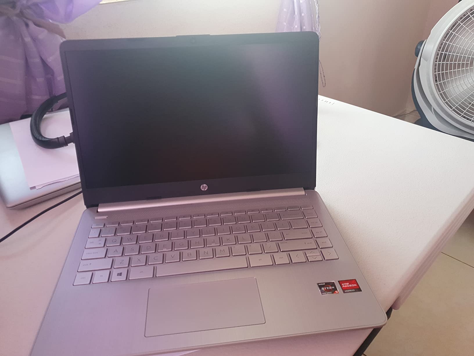 HP 14 Laptop, AMD Ryzen 5 5500U, 8 GB RAM, 256 GB SSD Storage, 14-inch Full HD Display, Windows 11 Home, Thin & Portable, Micro-Edge & Anti-Glare Screen, Long Battery Life (14-fq1025nr, 2021) customer photo 1
