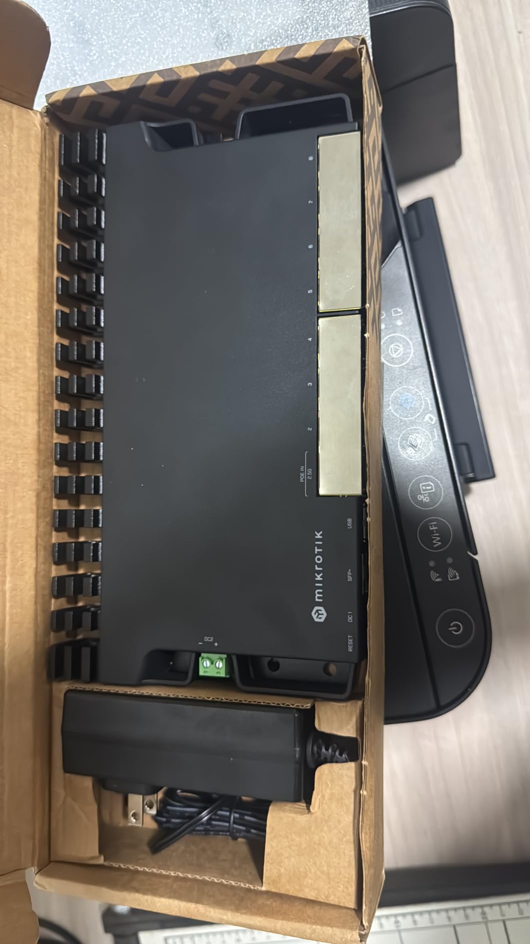MikroTik RB5009UG+S+in Heavy-Duty Home lab Router with USB 3.0, 1G and 2.5G Ethernet and a 10G SFP+ cage customer photo 1