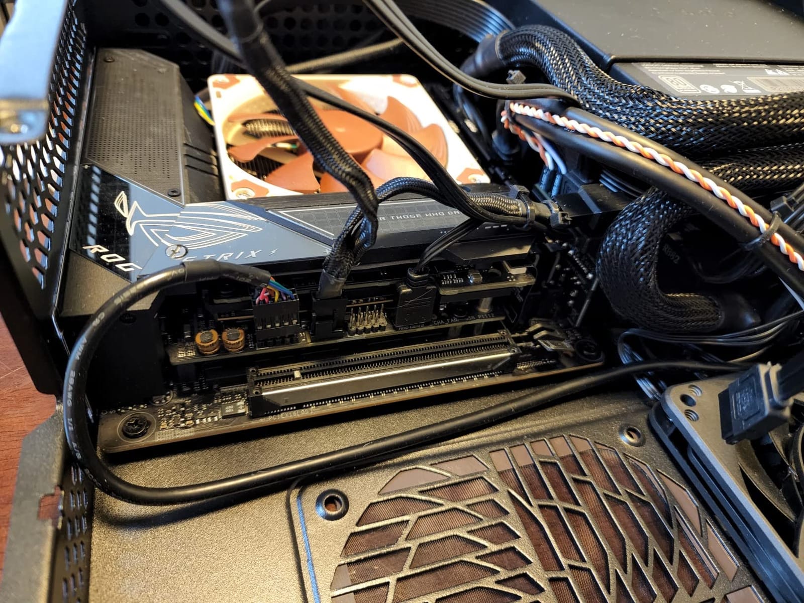Noctua NH-L9i-17xx, Quiet High-Performance Low-Profile CPU Cooler | Only 37mm Height, ITX SFF Low-Noise Cooling, For LGA1851/1700, 92mm Slim Fan, No RAM or PCIe Overhang, Rich Accessory Kit customer photo 1