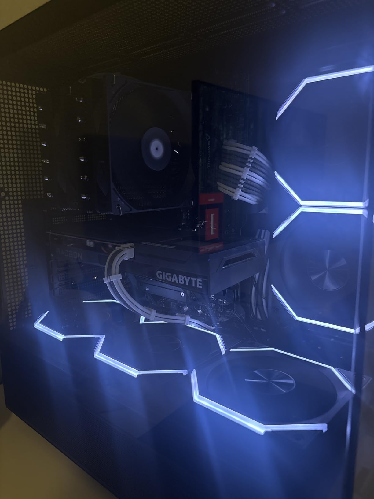Thermalright Peerless Assassin 120 SE CPU Cooler, 6 Heat Pipes AGHP Technology, Dual 120mm PWM Fans, 1550RPM Speed, for AMD:AM4 AM5/Intel LGA 1700/1150/1151/1200/1851,PC Cooler customer photo 2