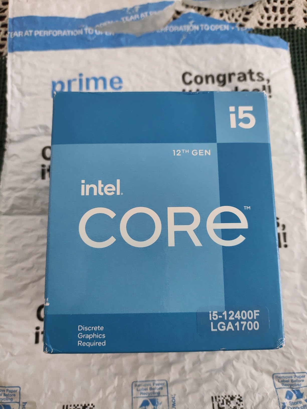 Intel Core i5-12400F Desktop Processor 6 Cores (6P+0E) up to 4.4 GHz customer photo 1
